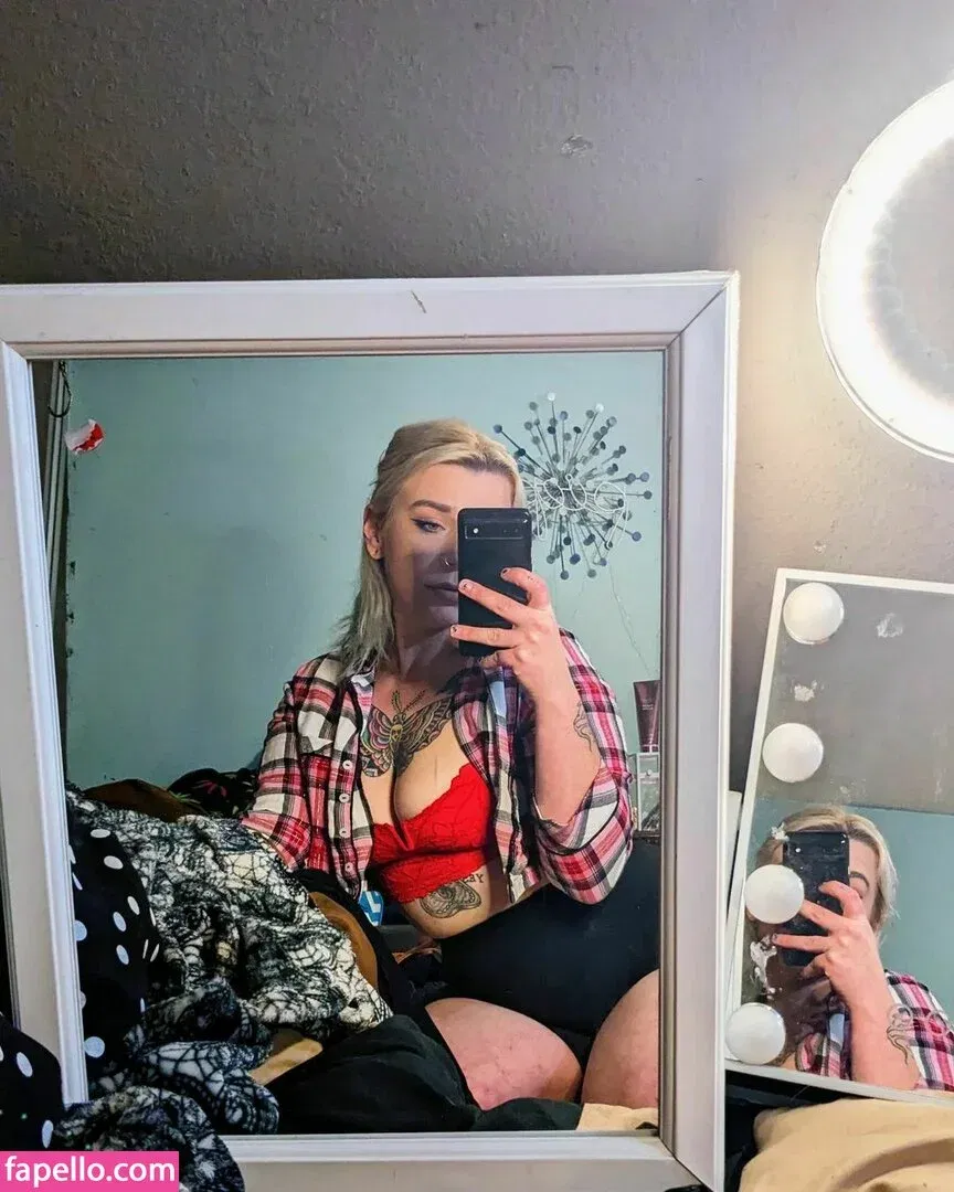 badfiishy Onlyfans Photo Gallery 