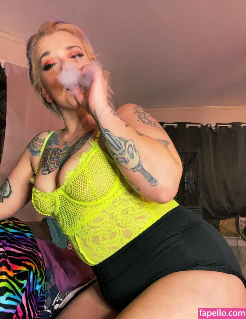 badfiishy Onlyfans Photo Gallery 