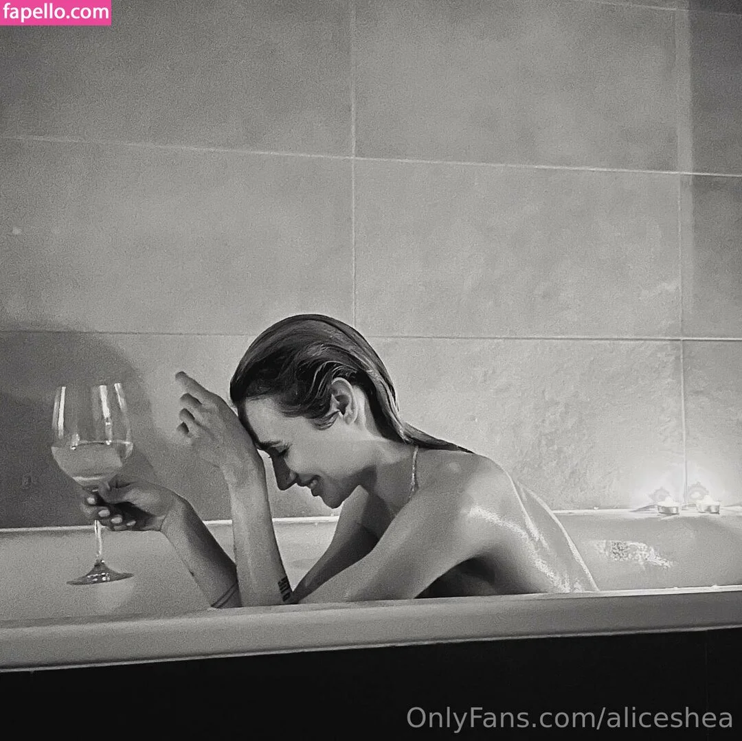 aliceshea Onlyfans Photo Gallery 