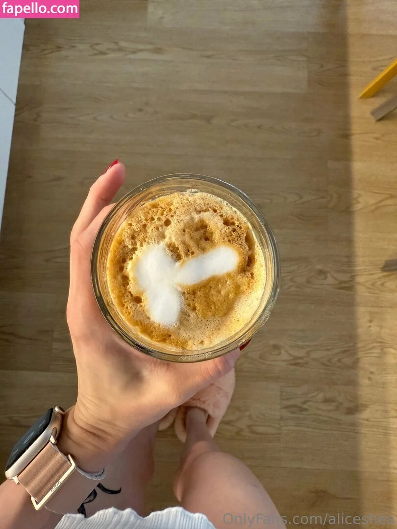 aliceshea Onlyfans Photo Gallery 