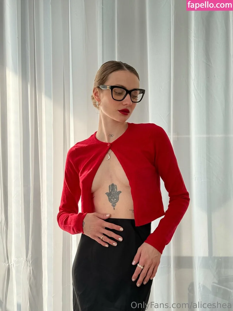 aliceshea Onlyfans Photo Gallery 