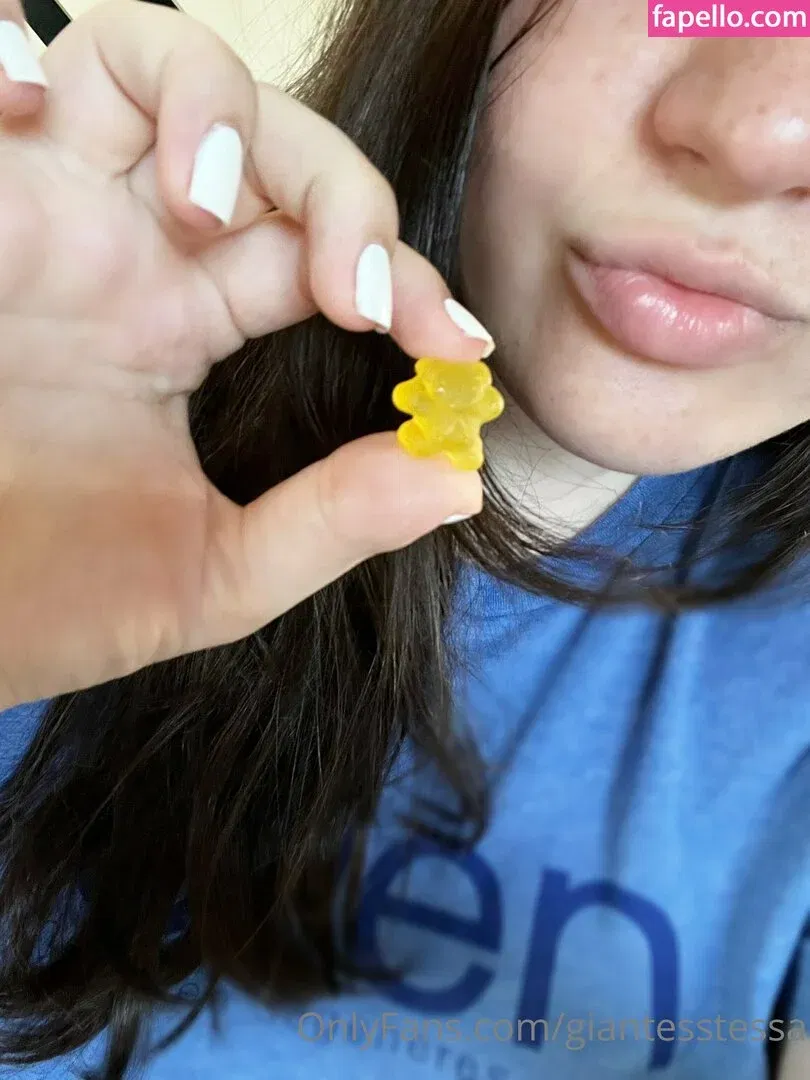 giantesstessa Onlyfans Photo Gallery 