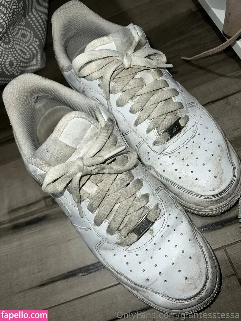 giantesstessa Onlyfans Photo Gallery 