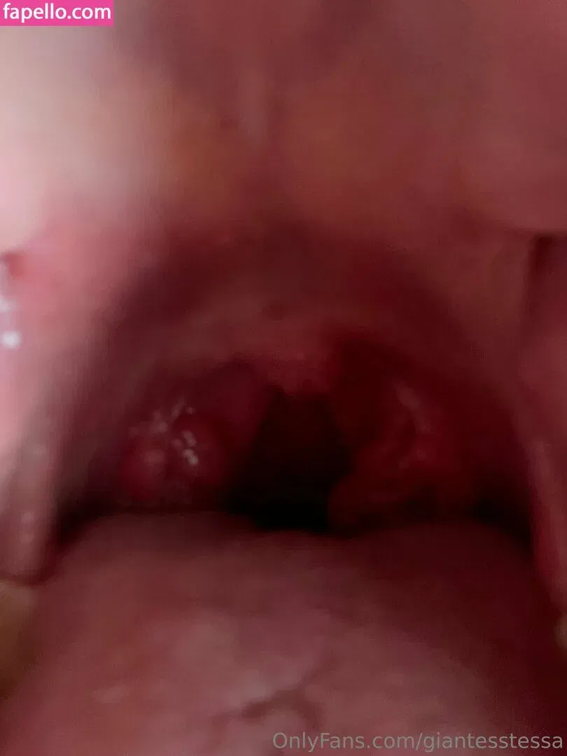giantesstessa Onlyfans Photo Gallery 