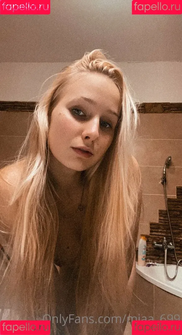 miaa_699 Onlyfans Photo Gallery 