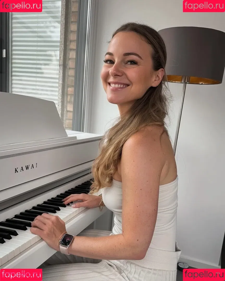 Mareike Schneider Onlyfans Photo Gallery 