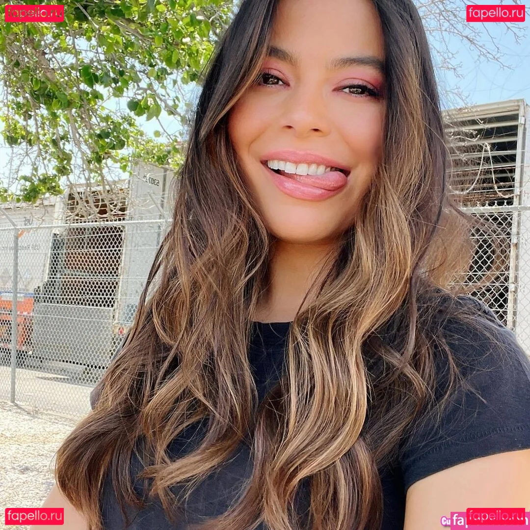 mermaid.sg Onlyfans Photo Gallery 