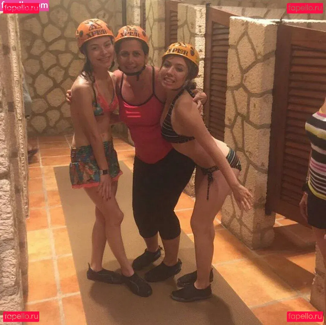 mermaid.sg Onlyfans Photo Gallery 