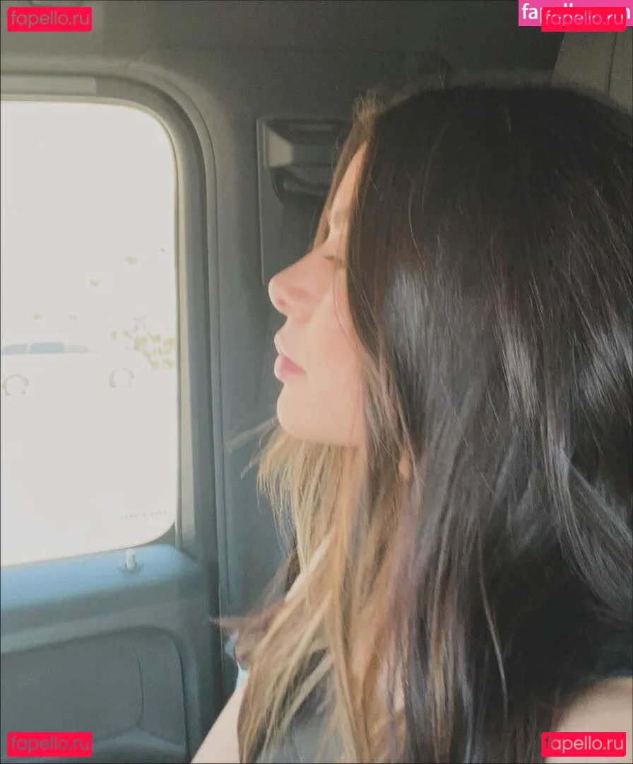 mermaid.sg Onlyfans Photo Gallery 