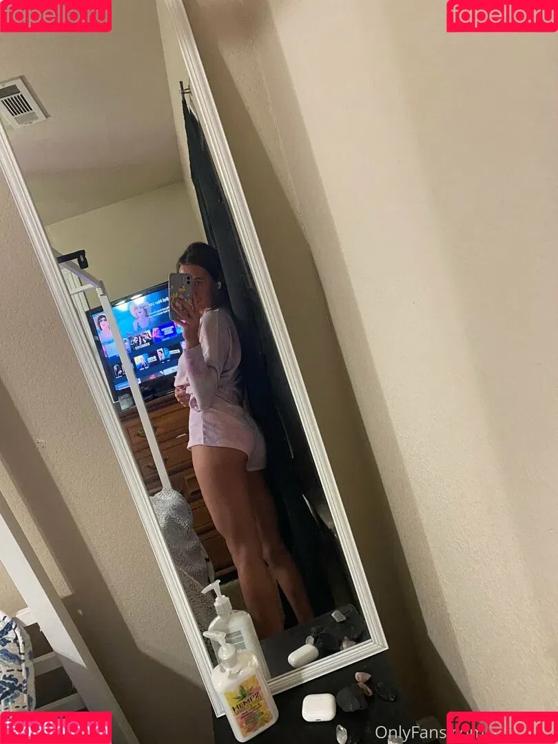 xogabby Onlyfans Photo Gallery 