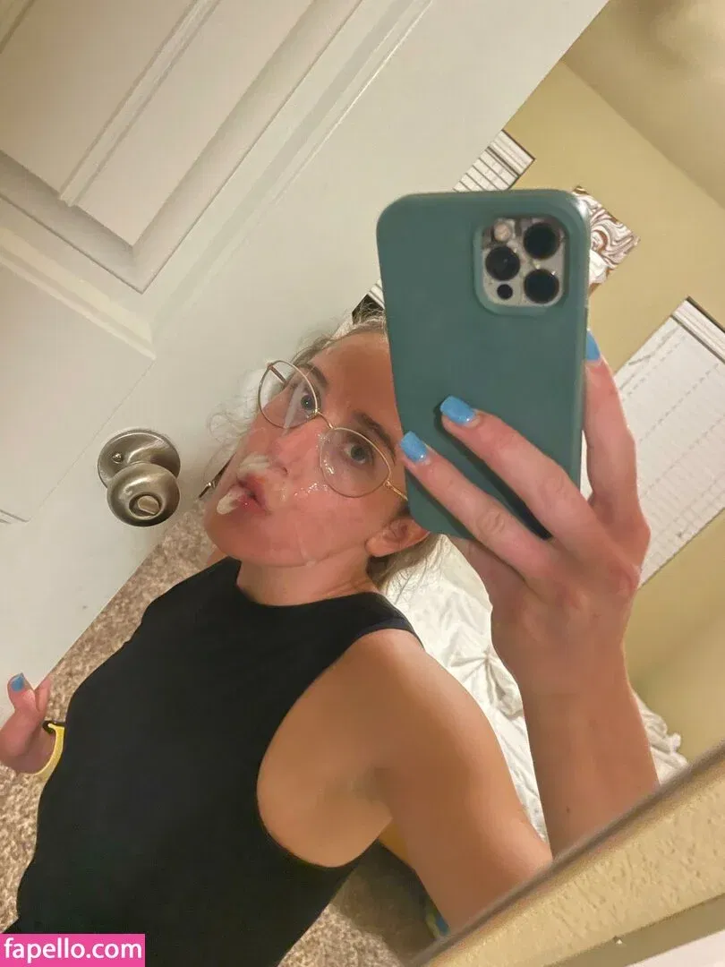 xogabby Onlyfans Photo Gallery 