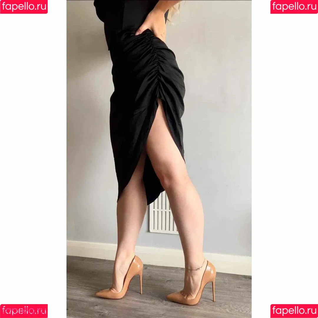 Thestilettobunny Onlyfans Photo Gallery 