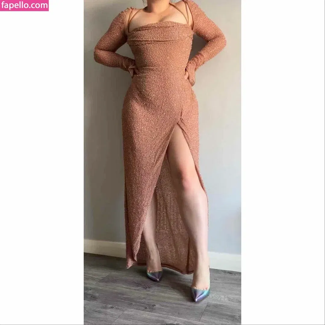 Thestilettobunny Onlyfans Photo Gallery 