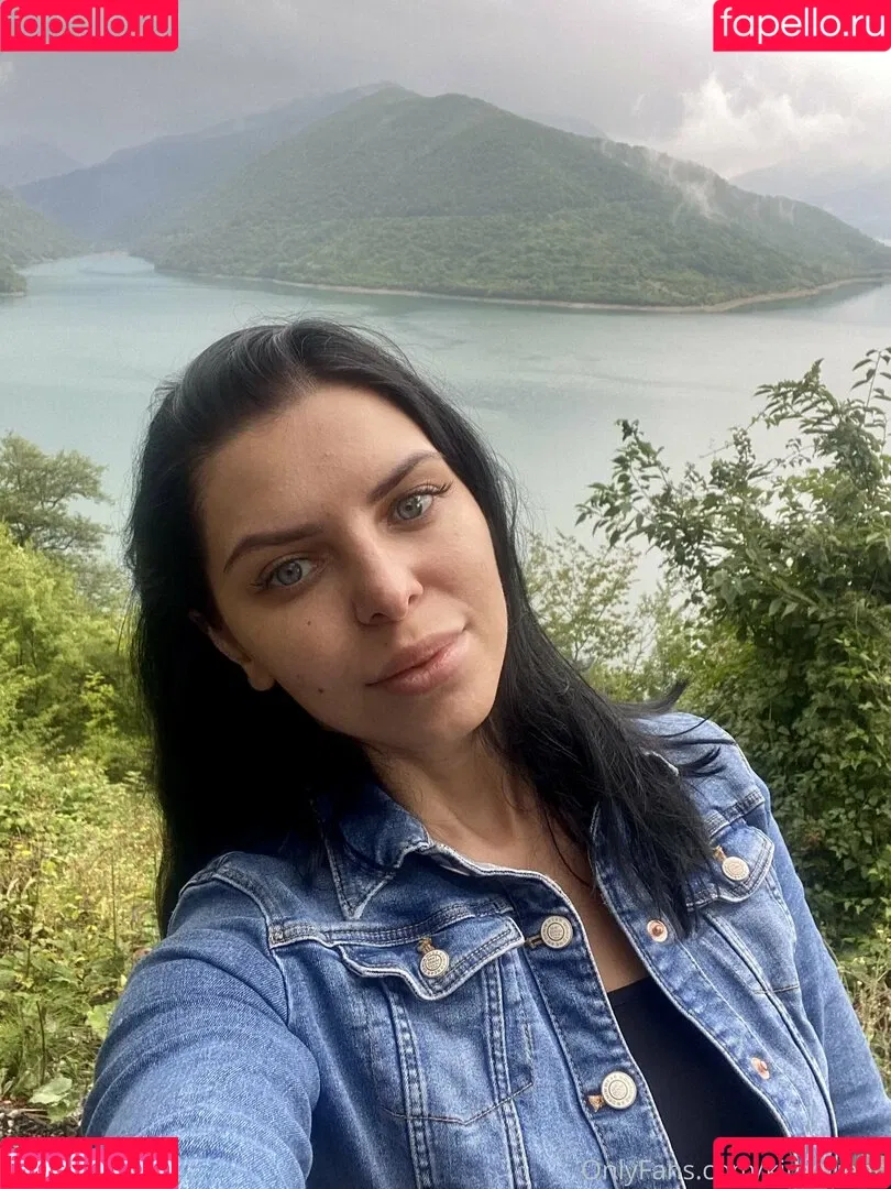 kiraqueen Onlyfans Photo Gallery 
