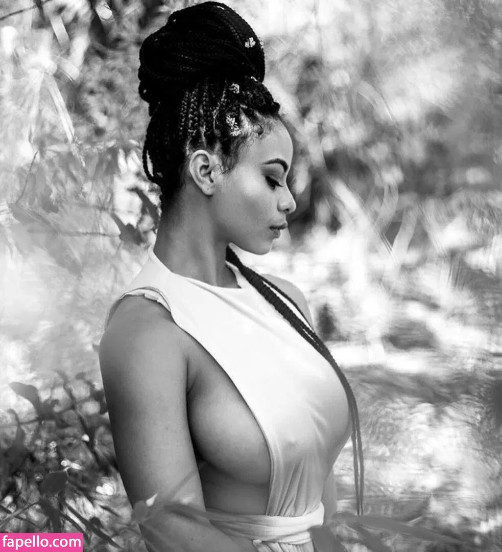 Crystal Westbrooks Onlyfans Photo Gallery 