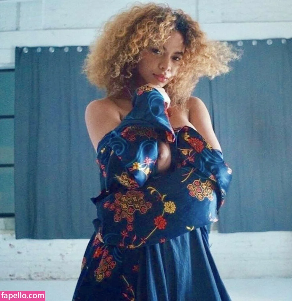 Crystal Westbrooks Onlyfans Photo Gallery 