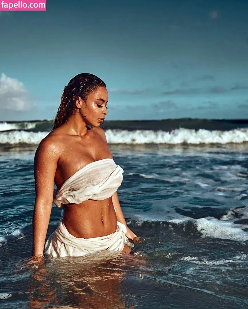 Crystal Westbrooks Onlyfans Photo Gallery 