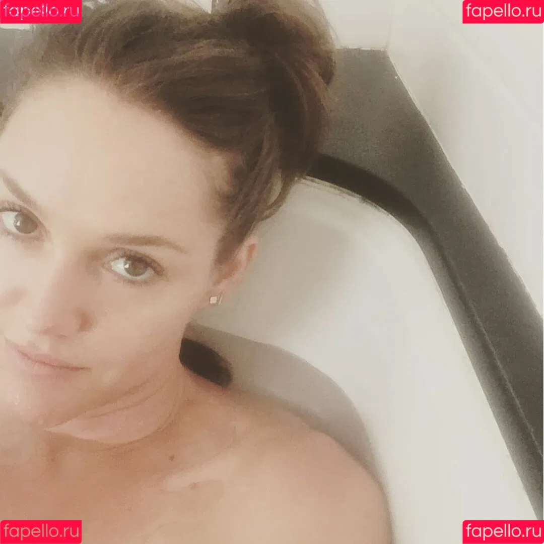 Erinn Hayes Onlyfans Photo Gallery 