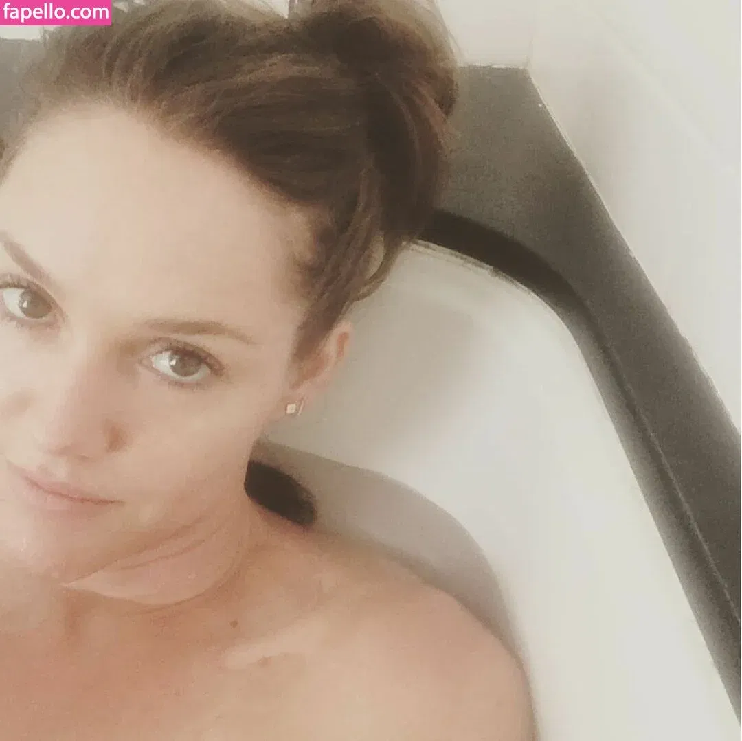 Erinn Hayes Onlyfans Photo Gallery 