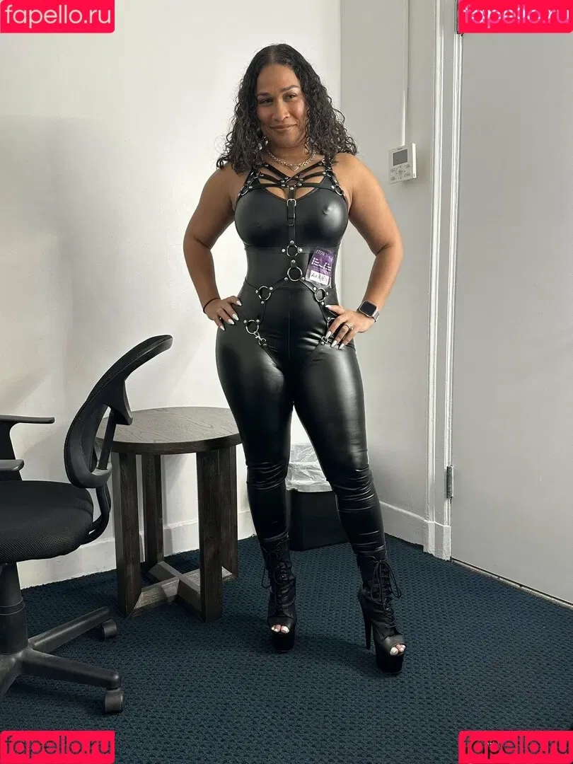 LaBellaDiablaX Onlyfans Photo Gallery 