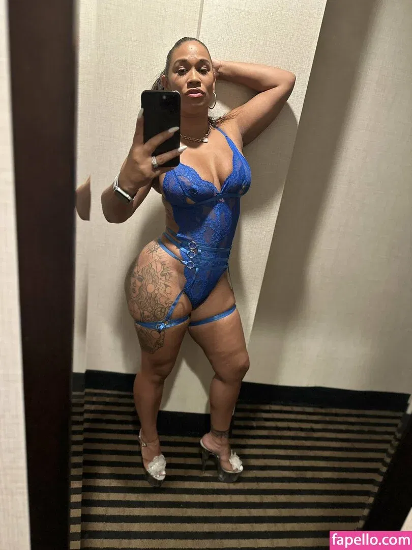 LaBellaDiablaX Onlyfans Photo Gallery 