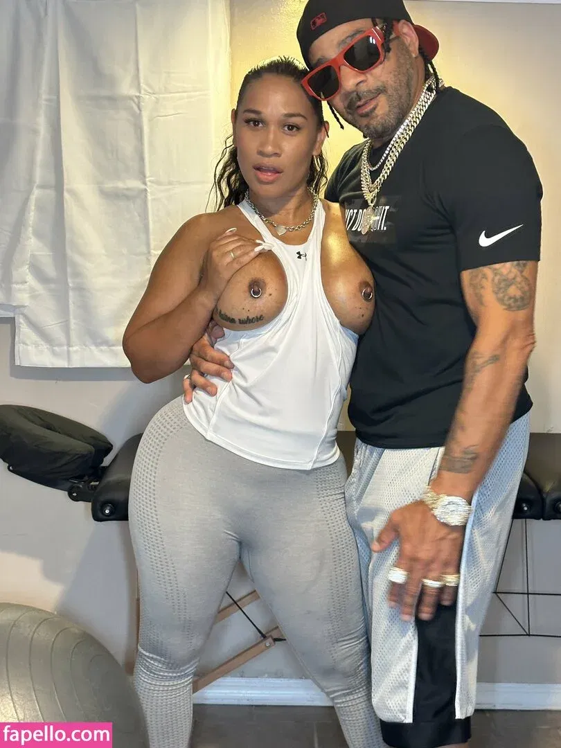 LaBellaDiablaX Onlyfans Photo Gallery 