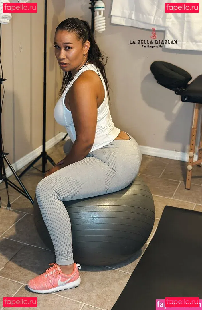 LaBellaDiablaX Onlyfans Photo Gallery 