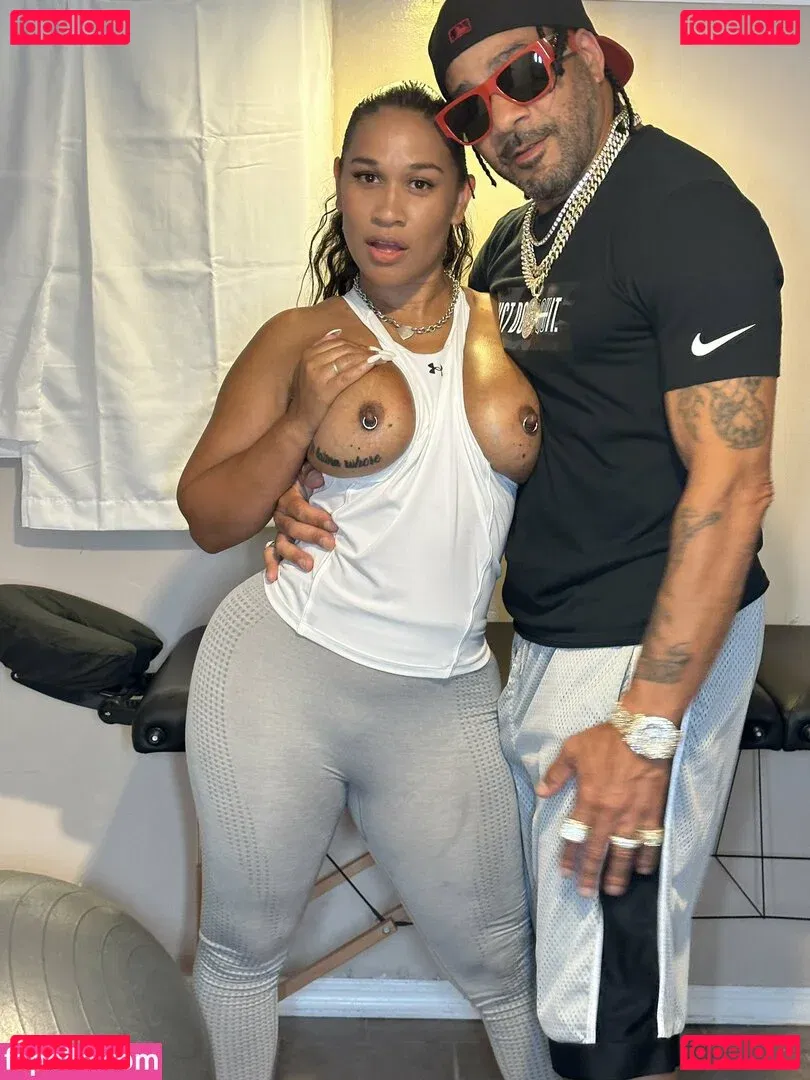 LaBellaDiablaX Onlyfans Photo Gallery 