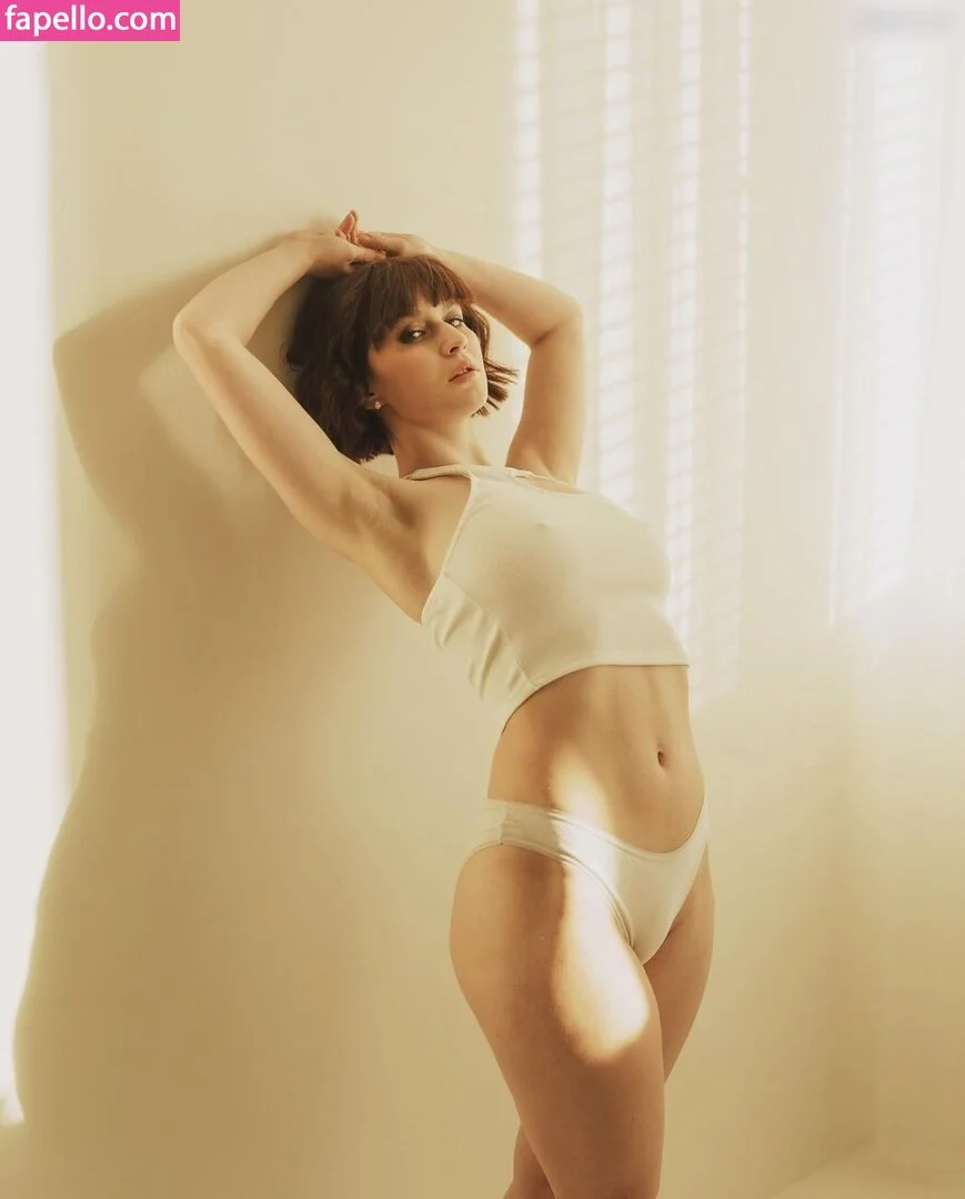 Sophie Nöther Onlyfans Photo Gallery 