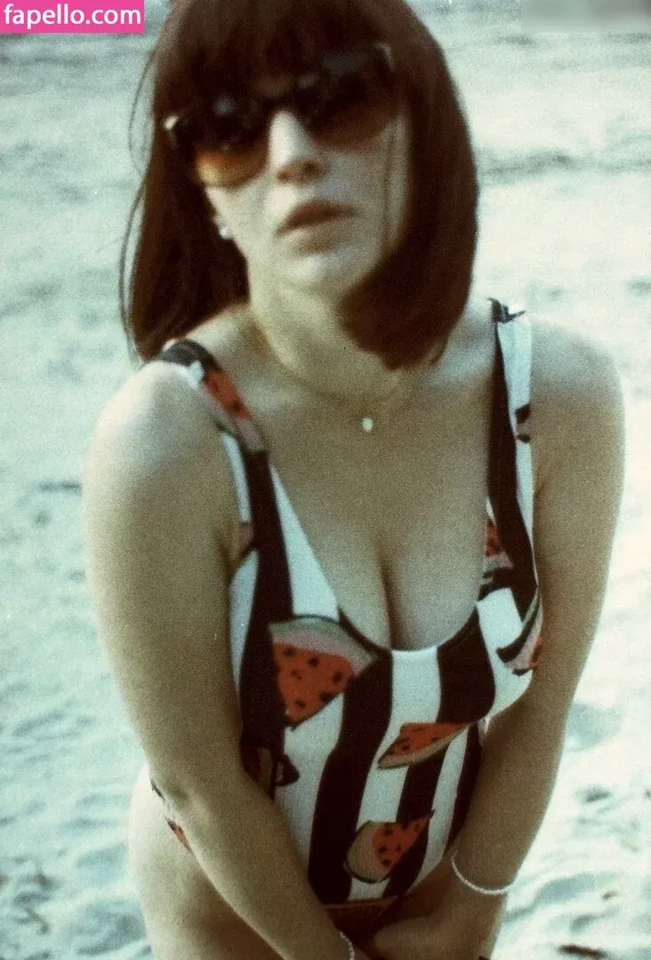 Sophie Nöther Onlyfans Photo Gallery 