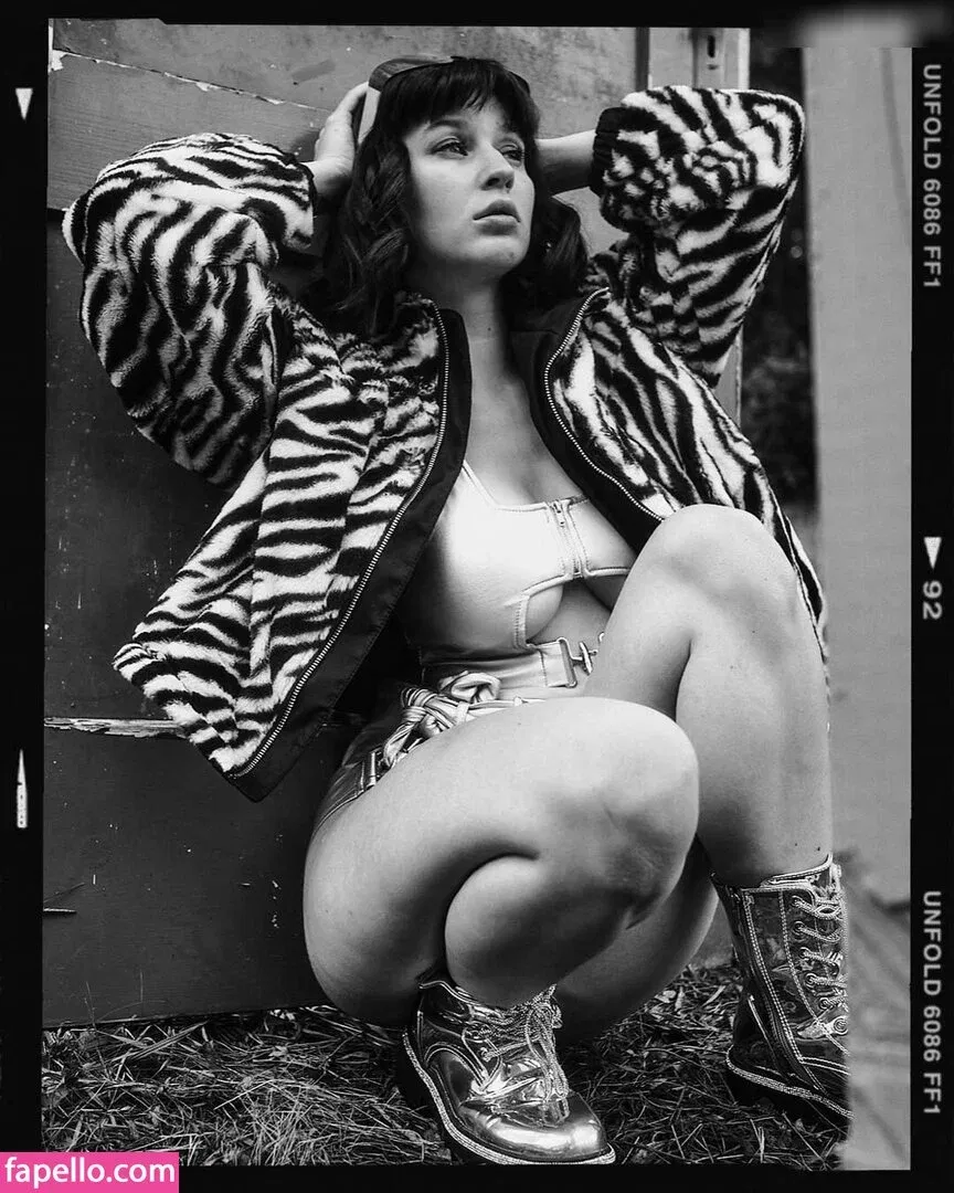 Sophie Nöther Onlyfans Photo Gallery 