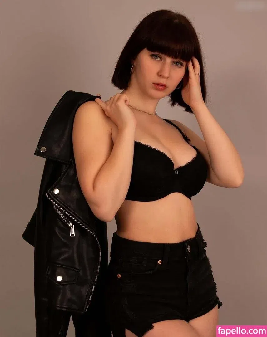 Sophie Nöther Onlyfans Photo Gallery 