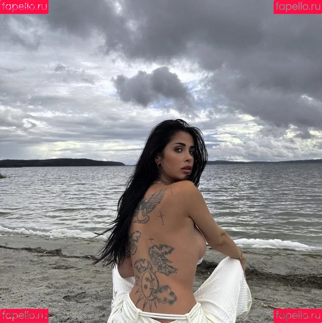 Kathiyessir Onlyfans Photo Gallery 