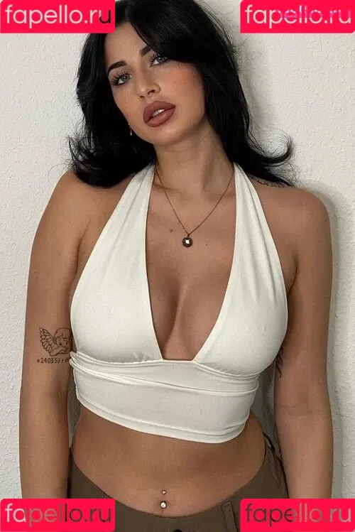 Kathiyessir Onlyfans Photo Gallery 