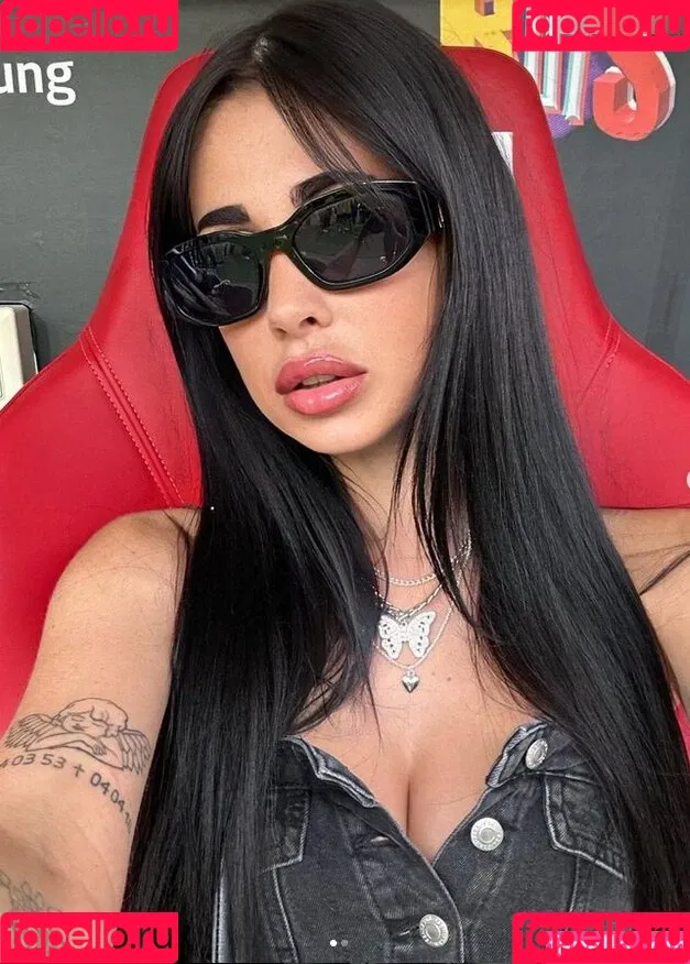 Kathiyessir Onlyfans Photo Gallery 