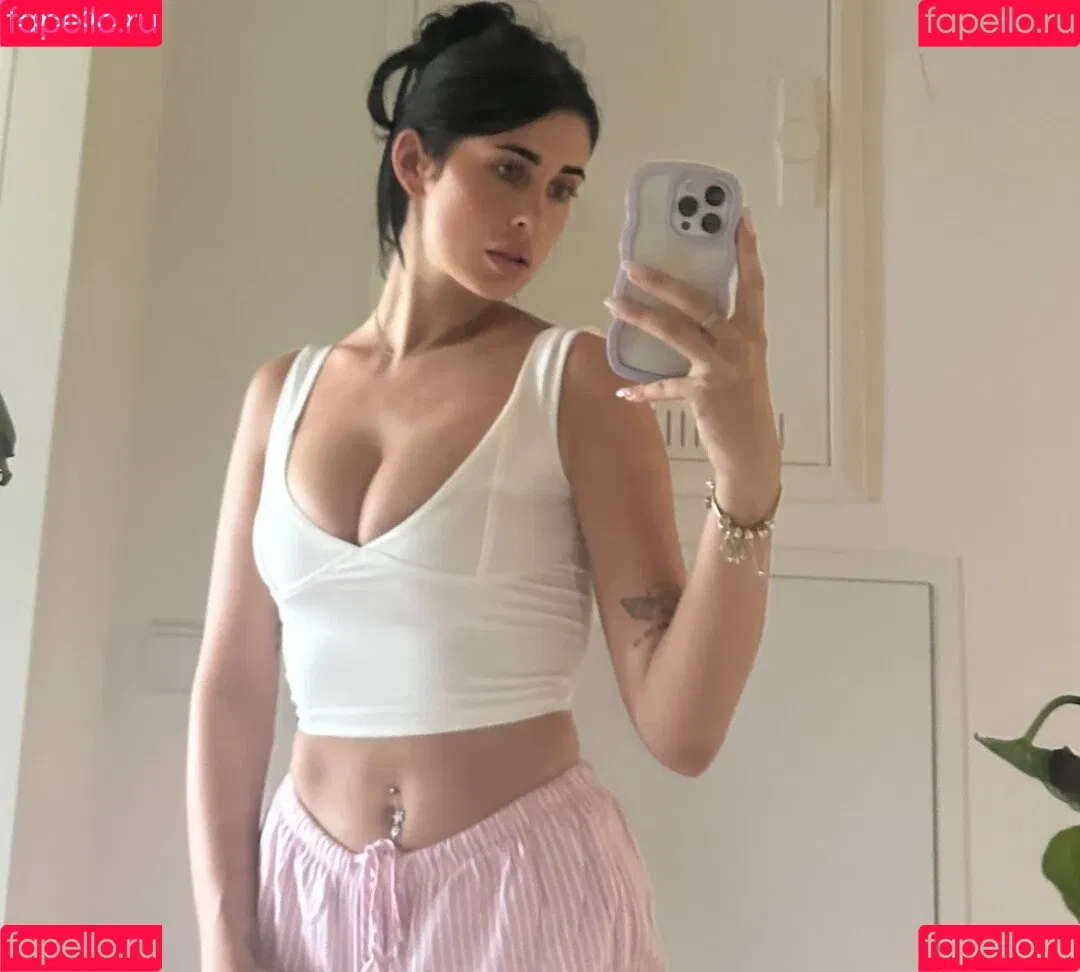Kathiyessir Onlyfans Photo Gallery 
