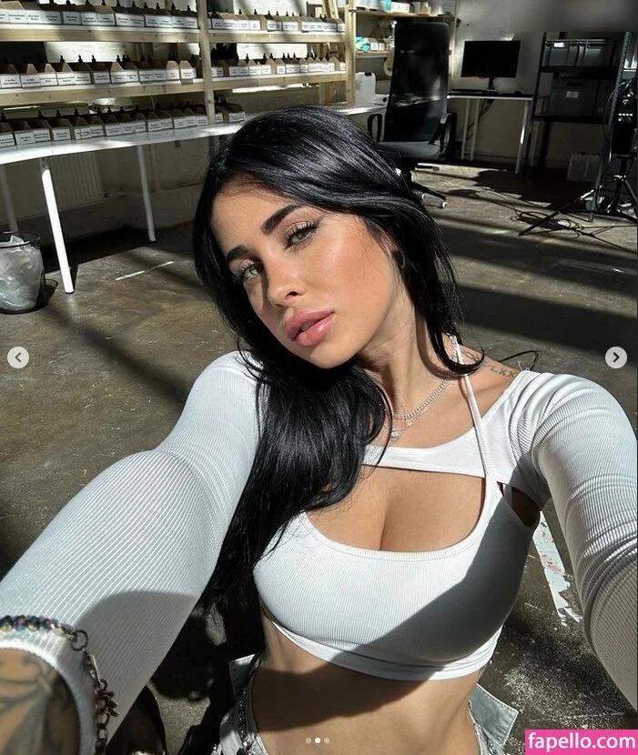 Kathiyessir Onlyfans Photo Gallery 