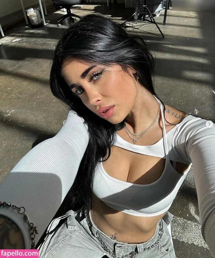 Kathiyessir Onlyfans Photo Gallery 