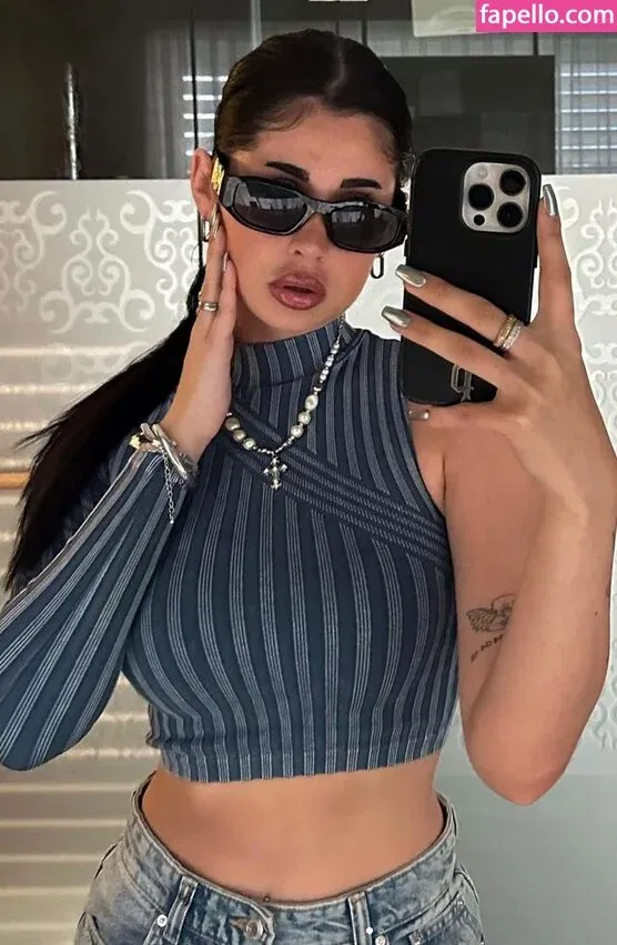 Kathiyessir Onlyfans Photo Gallery 