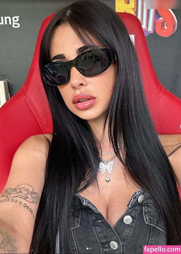 Kathiyessir Onlyfans Photo Gallery 