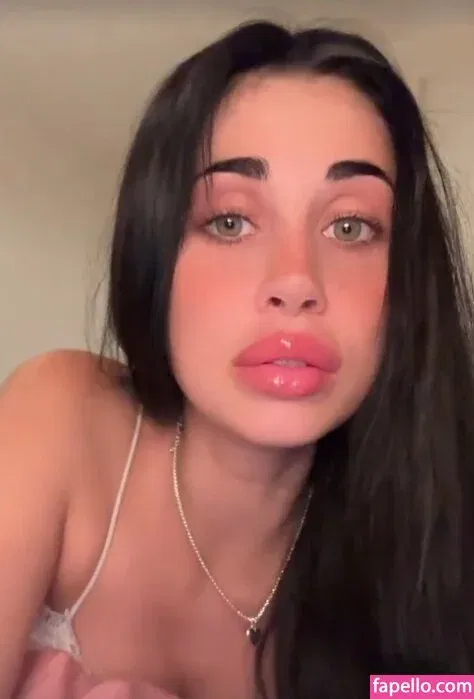 Kathiyessir Onlyfans Photo Gallery 