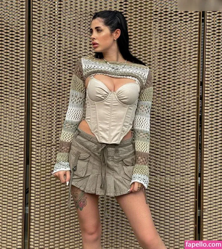 Kathiyessir Onlyfans Photo Gallery 