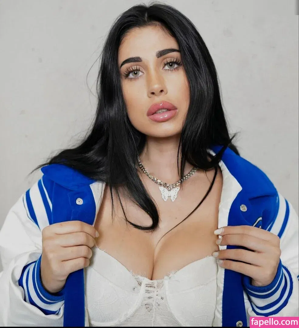 Kathiyessir Onlyfans Photo Gallery 