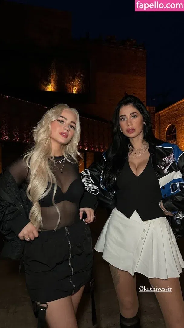 Kathiyessir Onlyfans Photo Gallery 