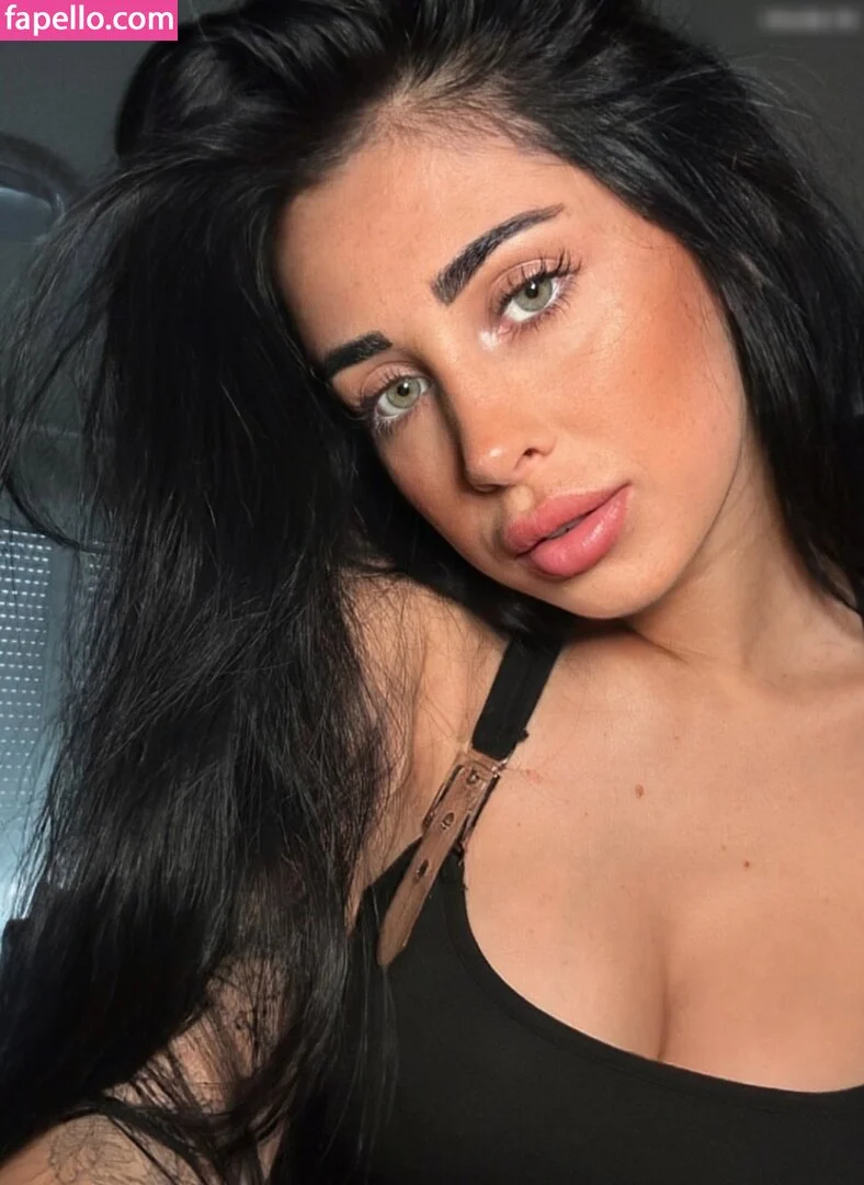 Kathiyessir Onlyfans Photo Gallery 