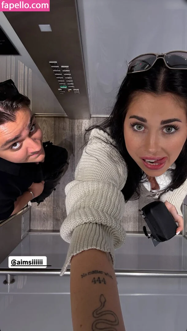 Kathiyessir Onlyfans Photo Gallery 