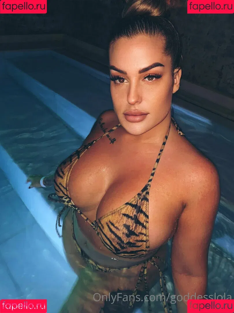 Themeanqueen Onlyfans Photo Gallery 
