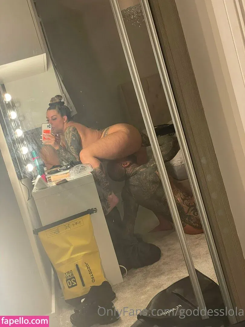 Themeanqueen Onlyfans Photo Gallery 