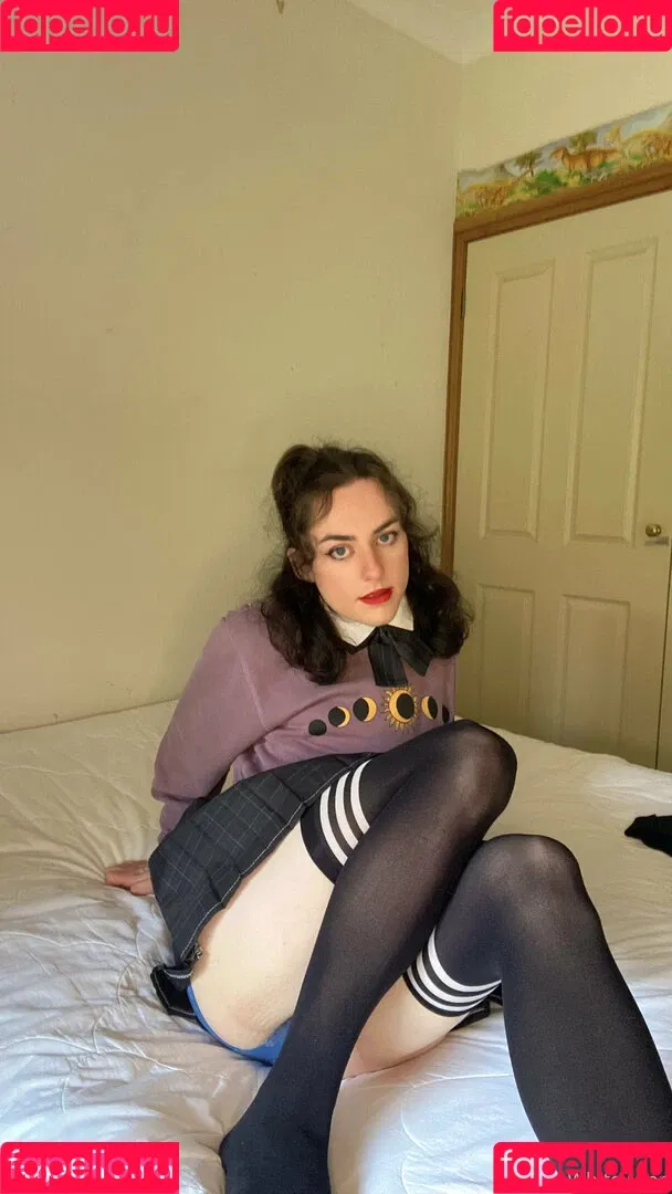 xwhitewrenx Onlyfans Photo Gallery 