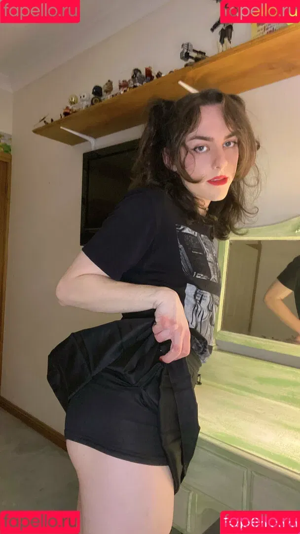 xwhitewrenx Onlyfans Photo Gallery 